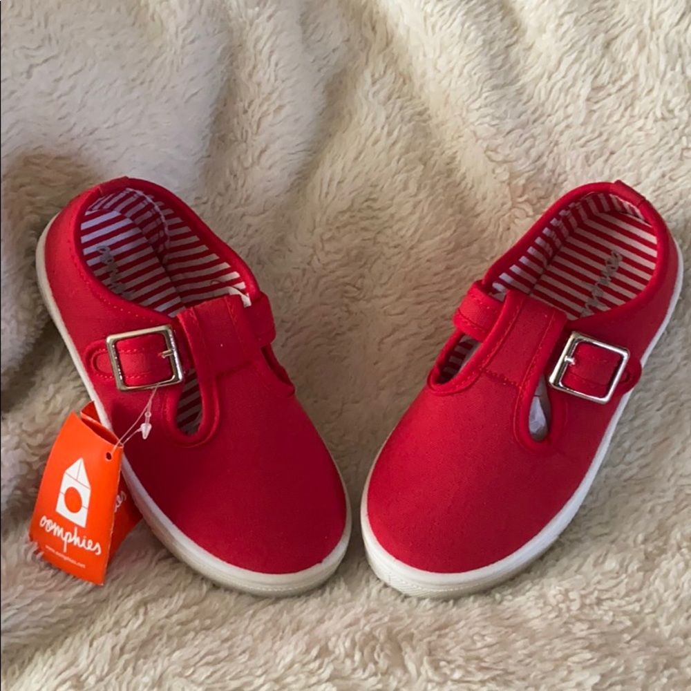 Olivia Girls Red shoes